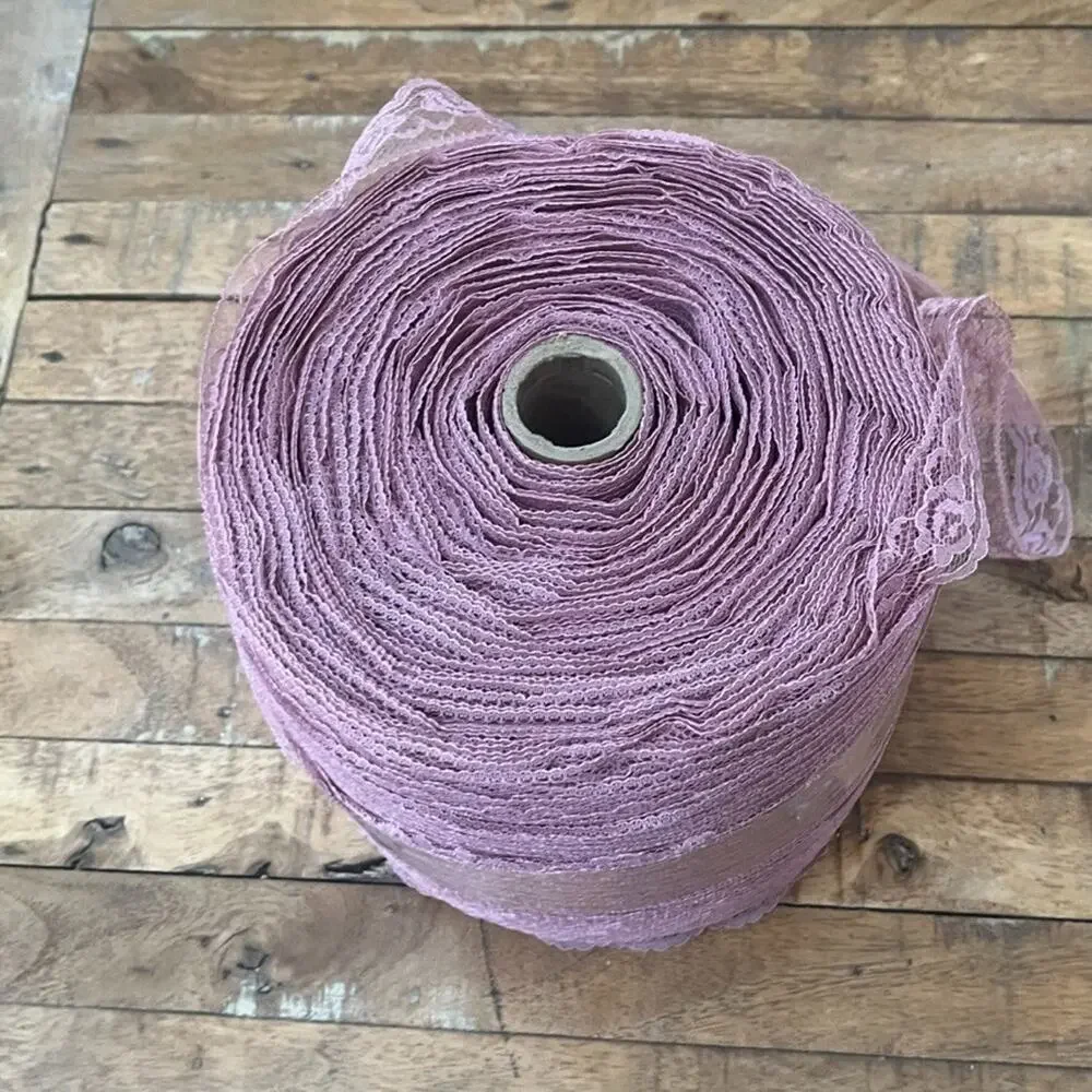 Large 8 in Spool Of Dusty Rose Lace Trim Scalloped Floral 2 lbs 14 Oz - Picture 3 of 6